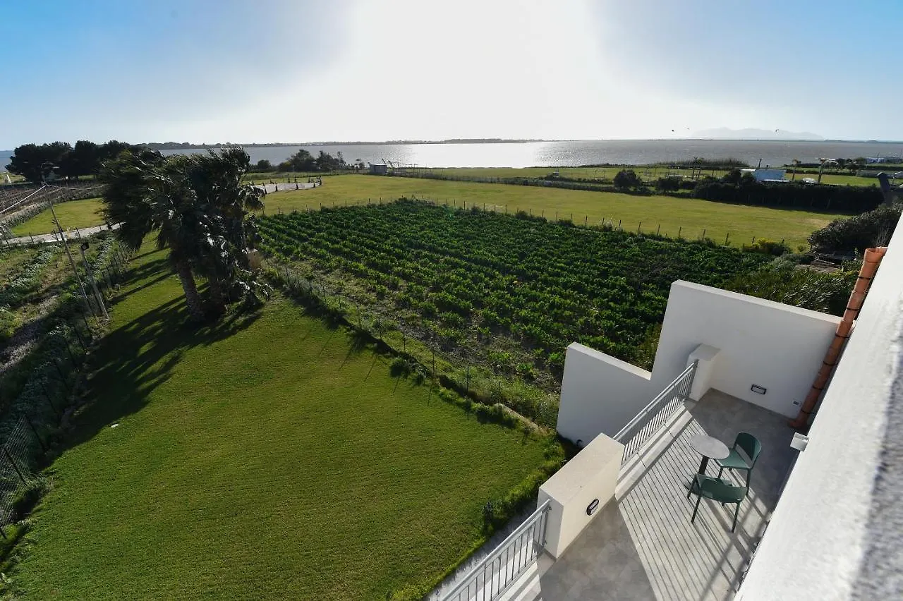 Apart-hotel Casa B, Room 3 - Palm Kite Paradise, At Lagoon - Lo Stagnone Kite Spot Marsala