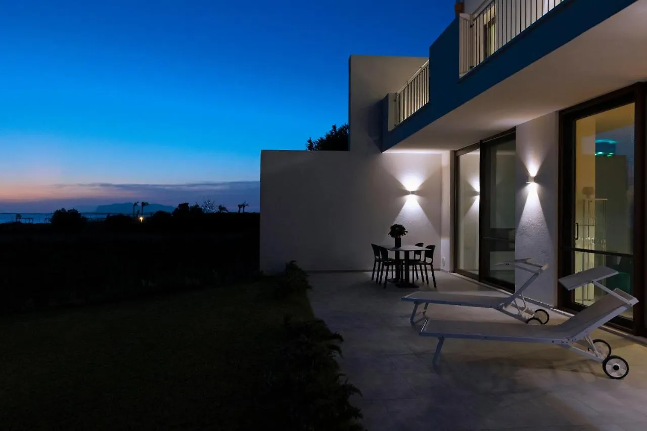 Aparthotel Casa B, Room 3 - Palm Kite Paradise, At Lagoon - Lo Stagnone Kite Spot Marsala Italy